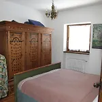 Apartment In Ampezzano